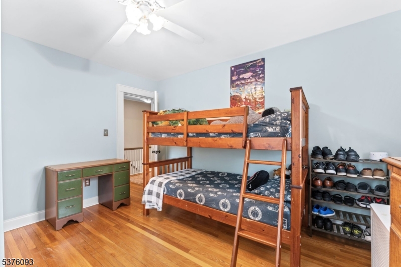 61 Willow Ave
