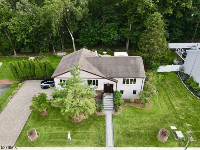6 Gateway Ct