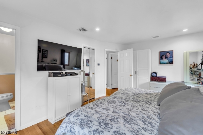 6 Gateway Ct