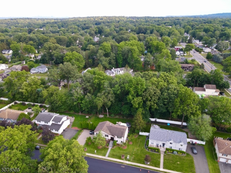 6 Gateway Ct