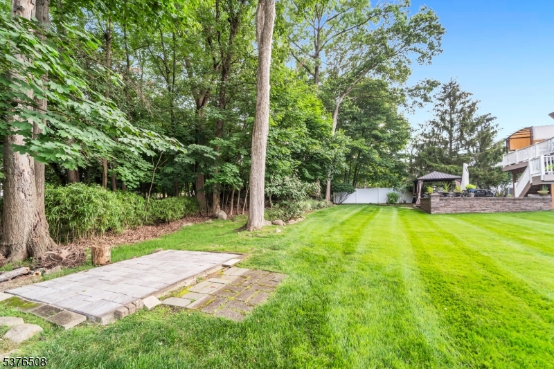 6 Gateway Ct