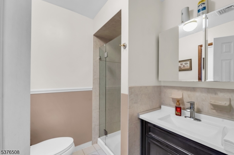 6 Gateway Ct