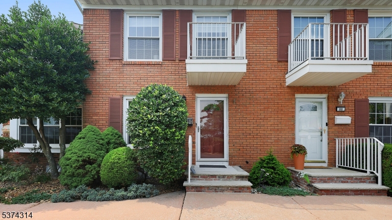 90 Wick Dr