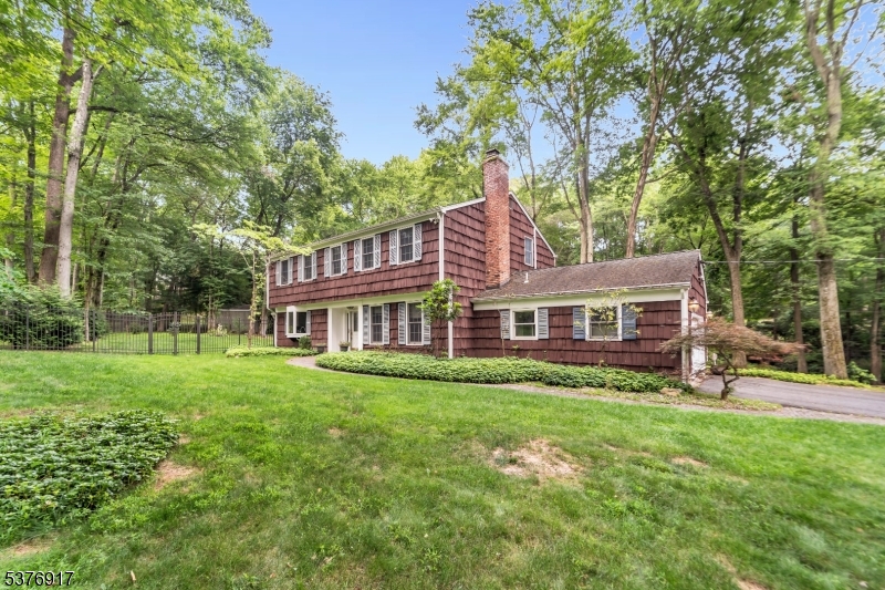 84 Briarwood Ave