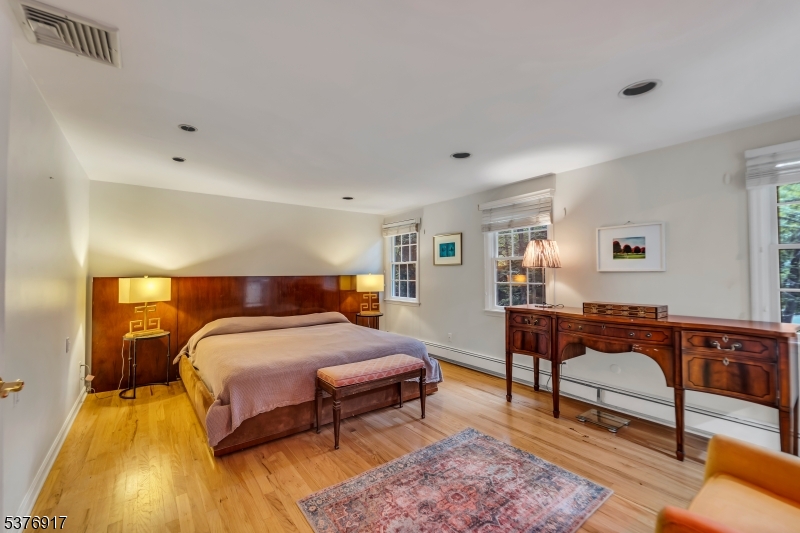 84 Briarwood Ave