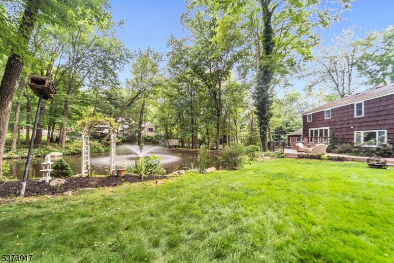 84 Briarwood Ave