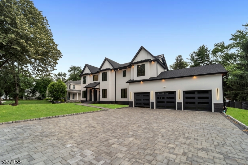 143 Fernwood Dr