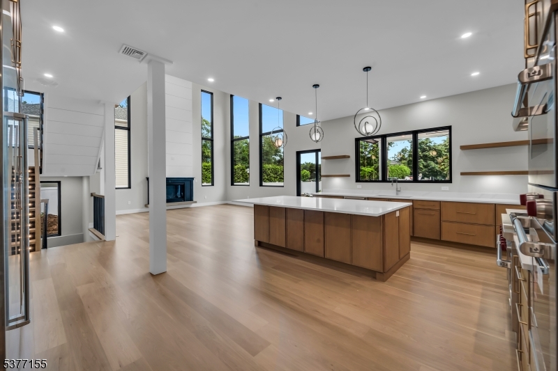 143 Fernwood Dr