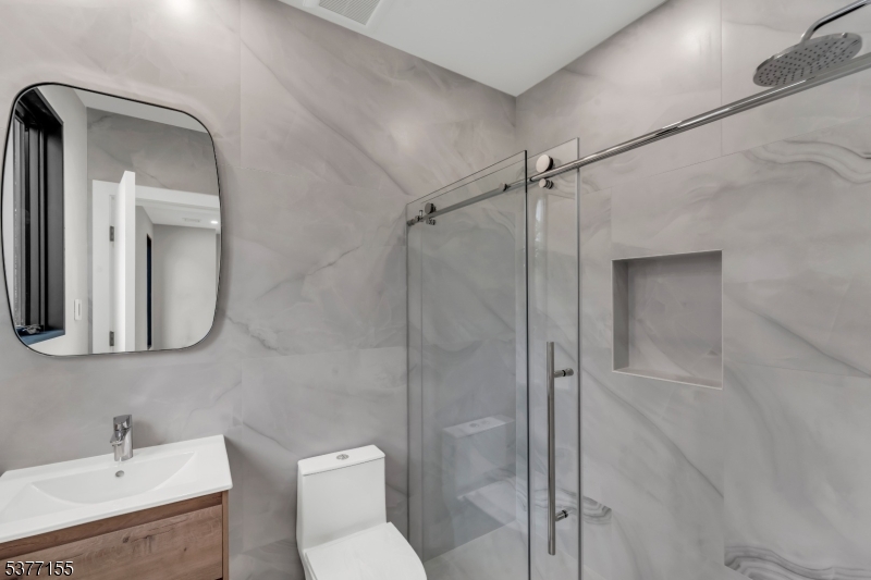 143 Fernwood Dr