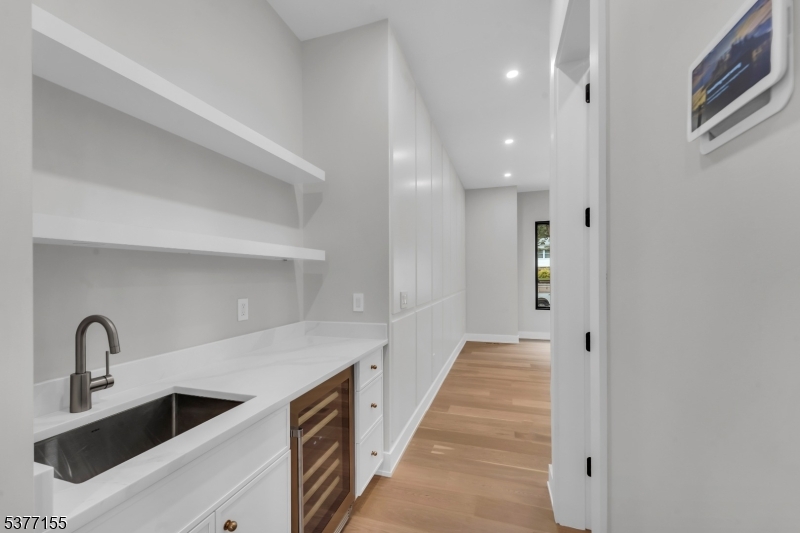 143 Fernwood Dr