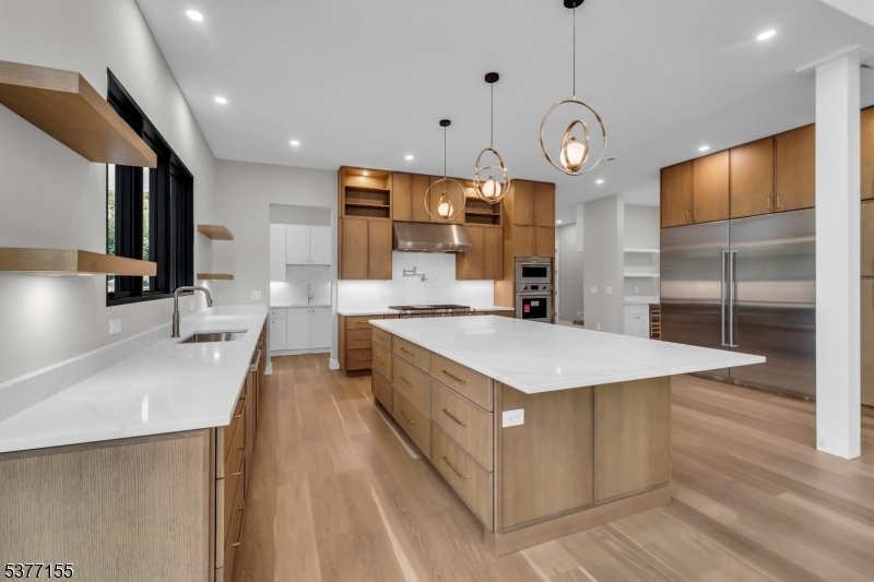 143 Fernwood Dr