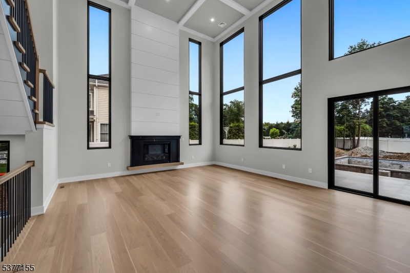 143 Fernwood Dr