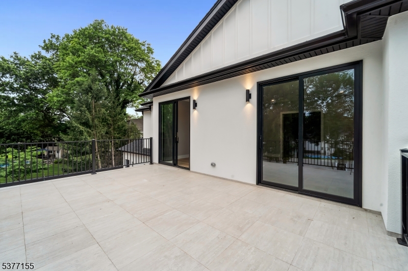 143 Fernwood Dr