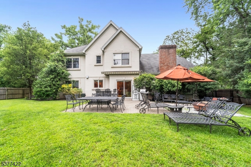 136 Tappan Rd