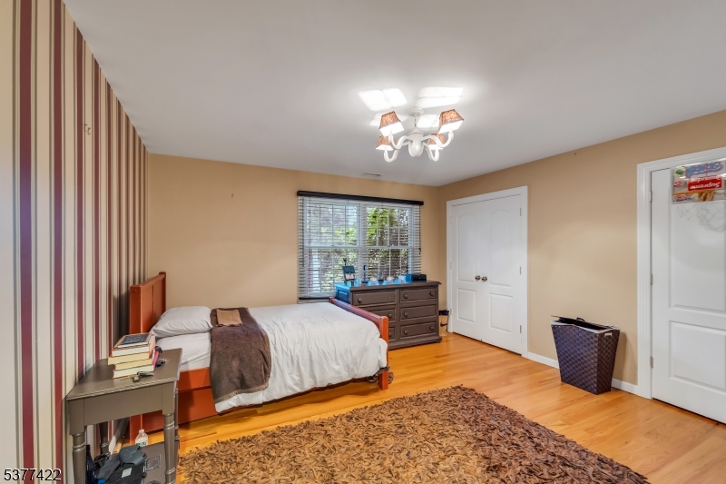 136 Tappan Rd