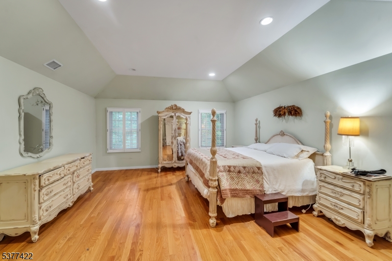 136 Tappan Rd