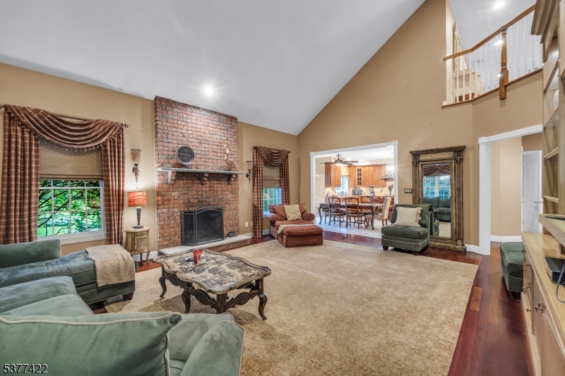 136 Tappan Rd