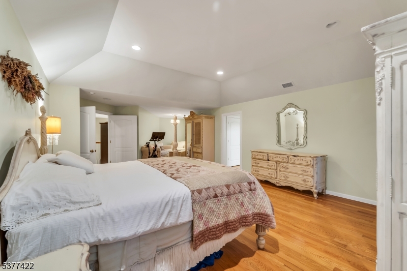 136 Tappan Rd