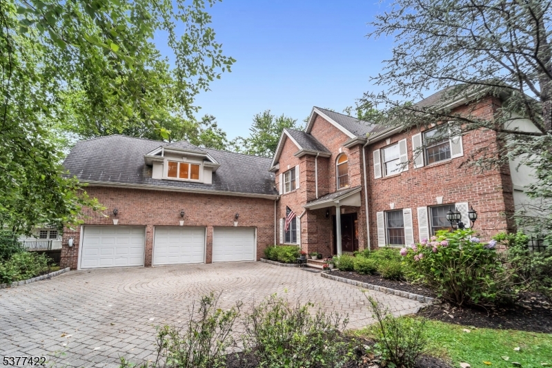 136 Tappan Rd