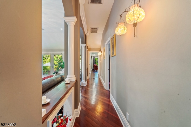 198 Pascack Rd
