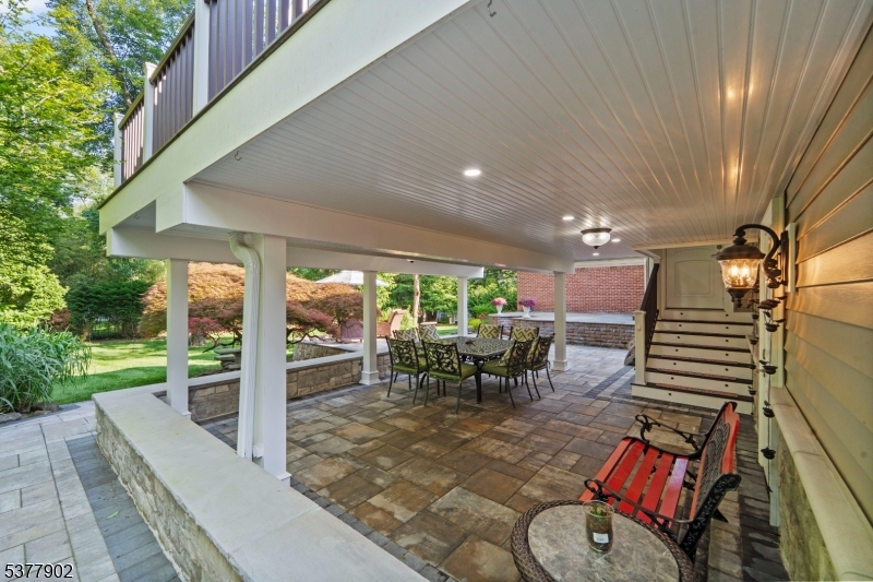 198 Pascack Rd