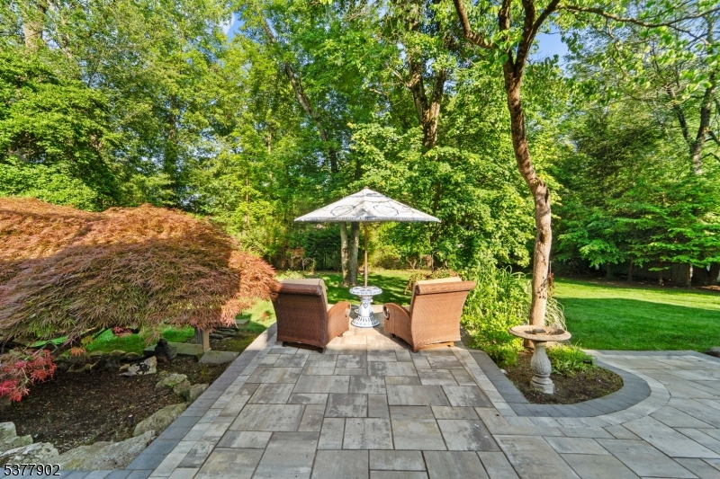 198 Pascack Rd
