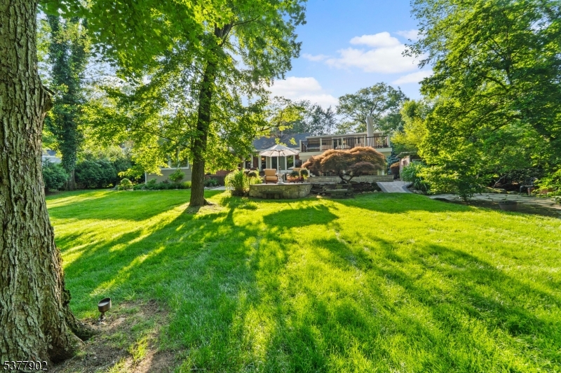 198 Pascack Rd