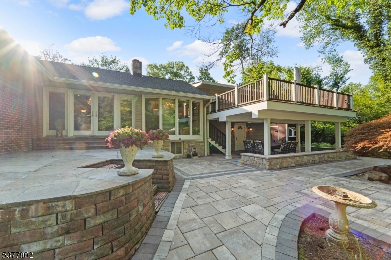 198 Pascack Rd
