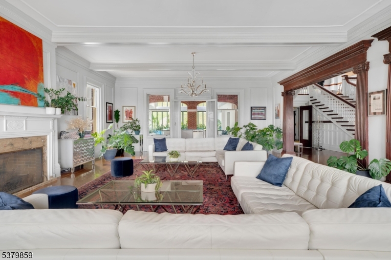 88 SOUTH MOUNTAIN AVENUE
