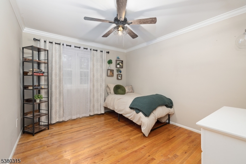36 Sherbrook Dr