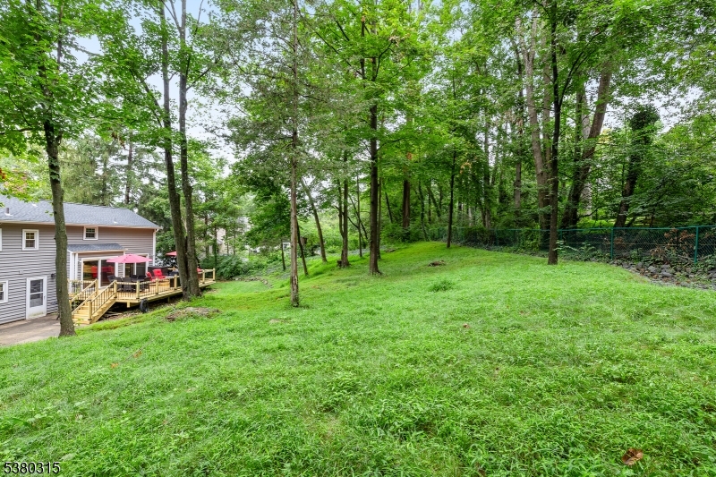 36 Sherbrook Dr