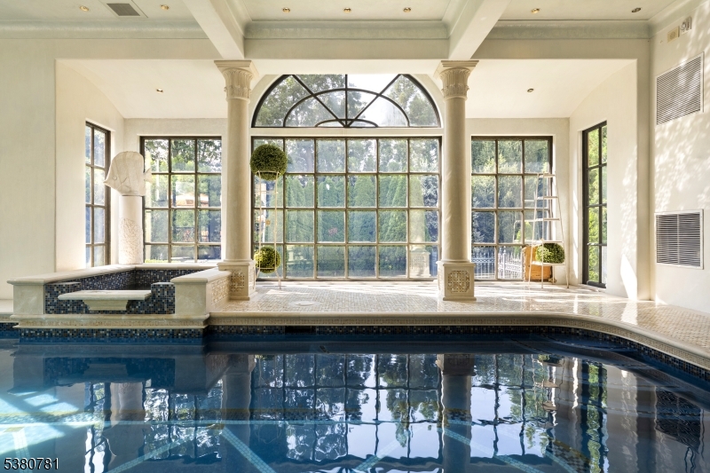 31 Rio Vista Dr