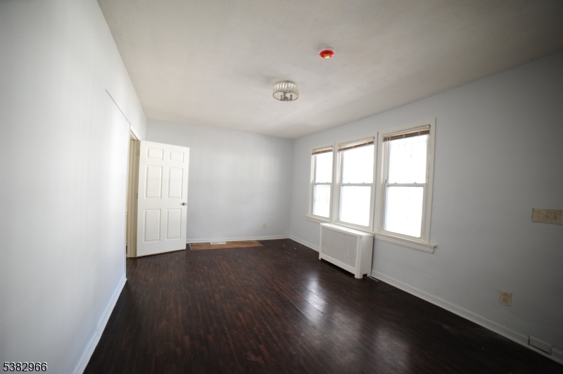 54 Cedar Ave 2
