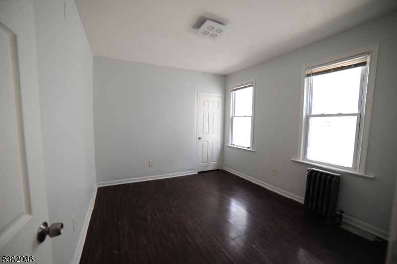 54 Cedar Ave 2