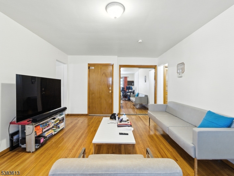 222 Park Ave