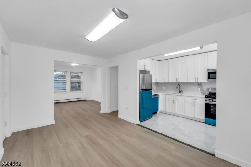 757 Ray Ave