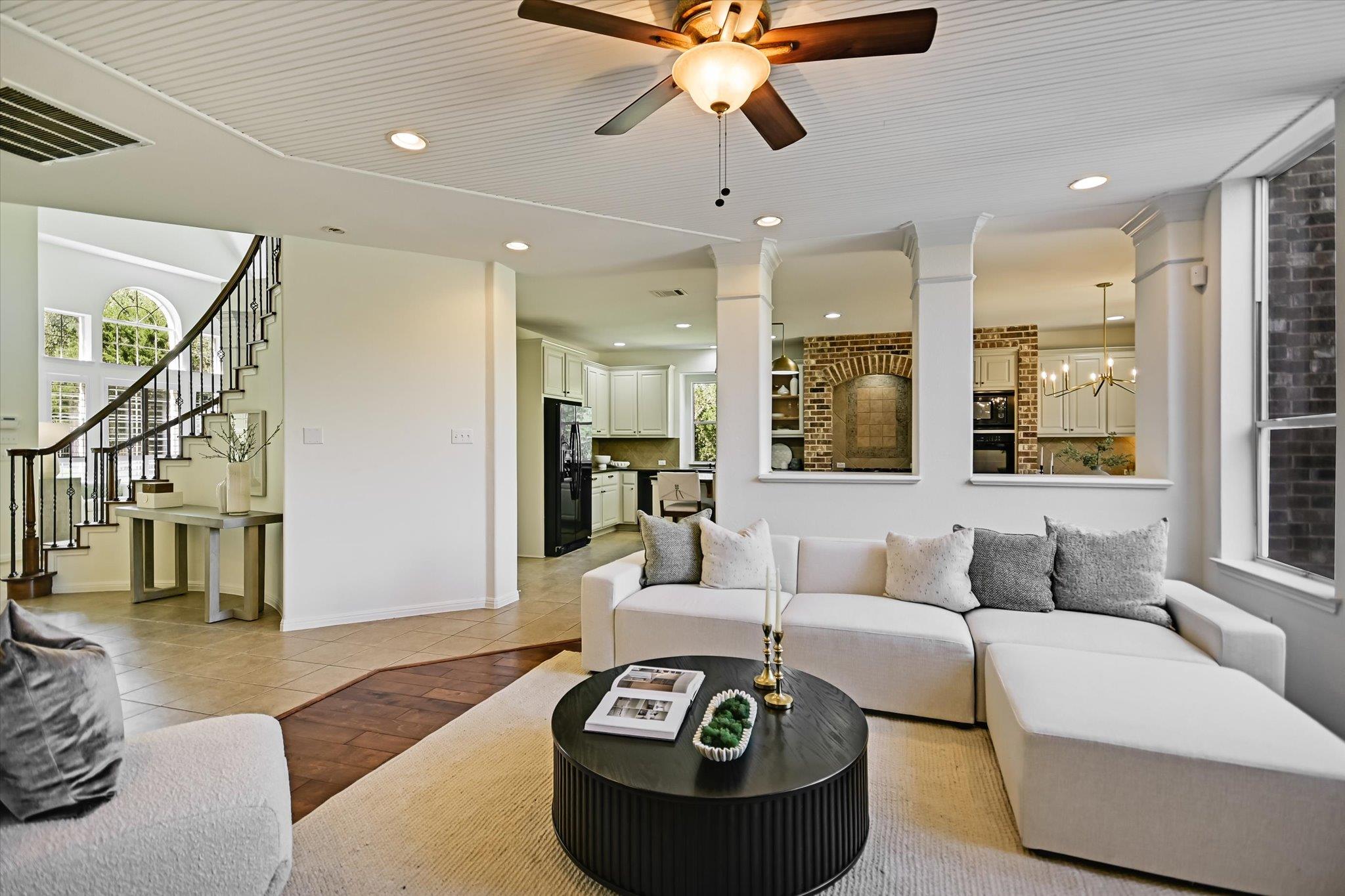 17120 Northlake Hills DR