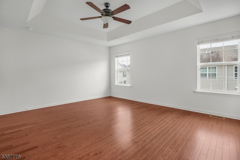 11 CORTLAND PLACE