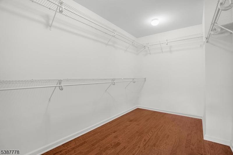 11 CORTLAND PLACE