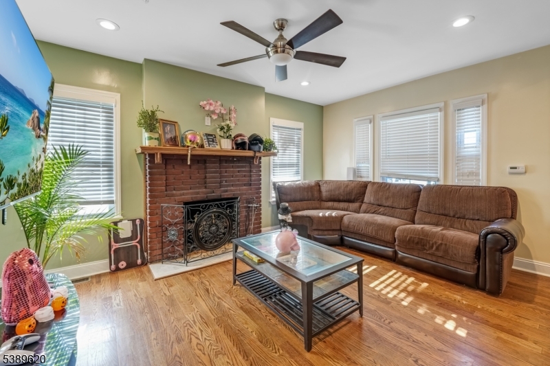 2-6 Dawson St