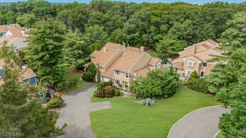 39 DRIFTWOOD DRIVE