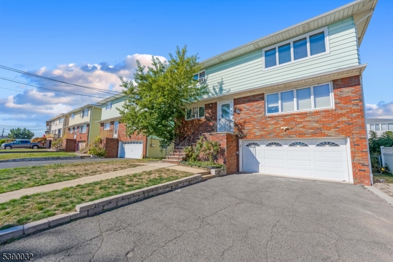 109 Morrell Pl