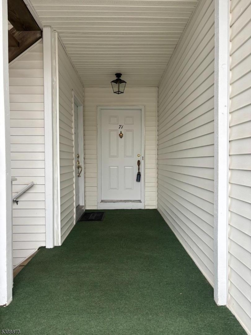 71 Alexandria Way