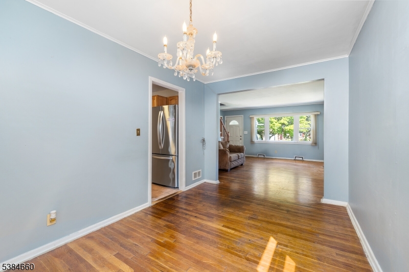 340 Jackson Ave