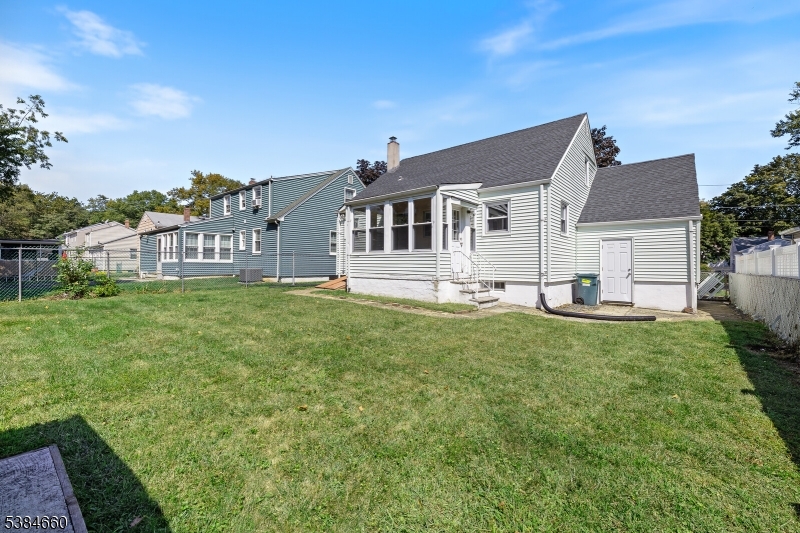340 Jackson Ave