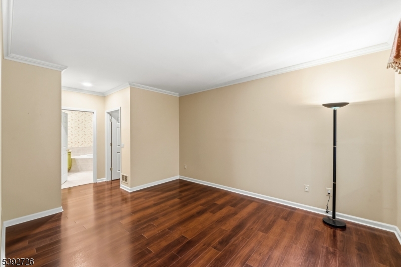 54 Pine Lake Ter T054