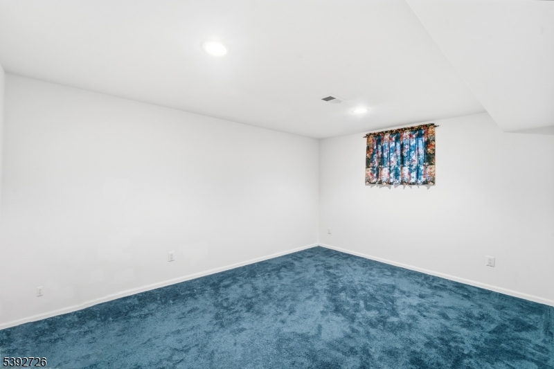 54 Pine Lake Ter T054