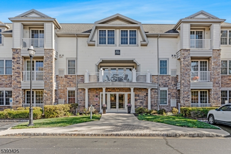 266 Victoria Drive