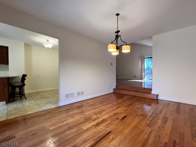 250 Ridgedale Ave A3