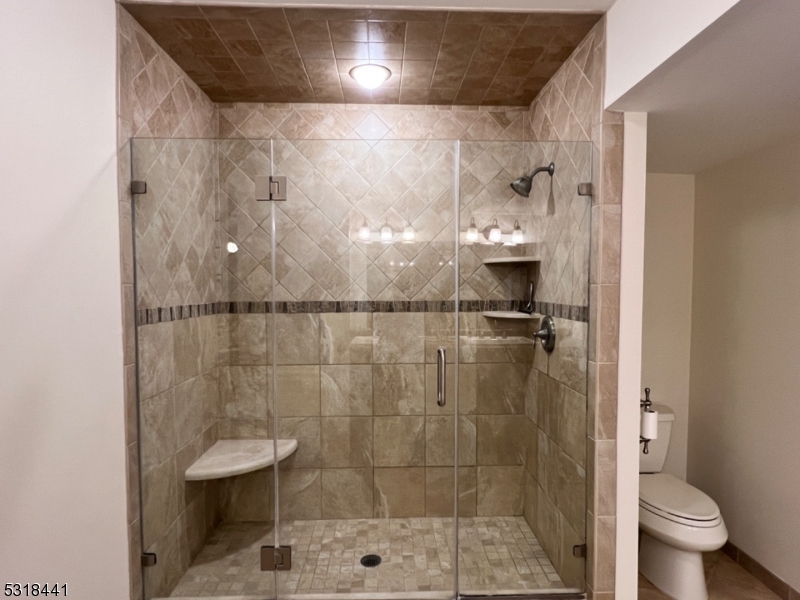 250 Ridgedale Ave A3